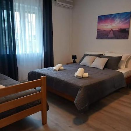 Apartment Dora-100M From The Central Beach 마카르스카 외부 사진
