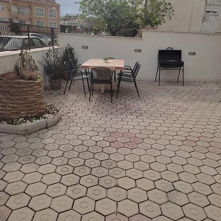 Apartment Dora-100M From The Central Beach 마카르스카 외부 사진